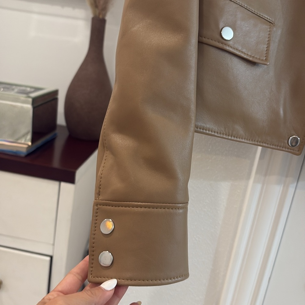 Hugo Boss jacket - Picture 6 of 7